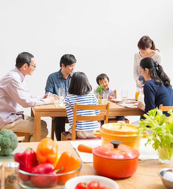 毎日の食卓が<br />
格段に華やかに